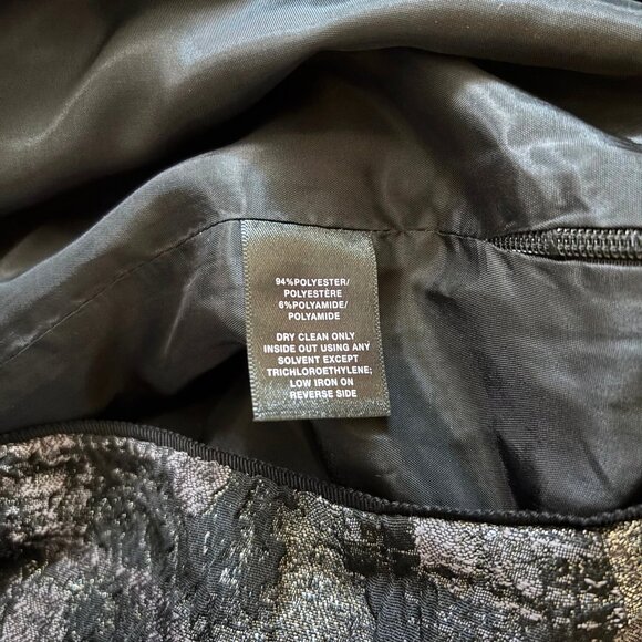 NWT Lafayette 148 New York Silver Multi Metallic Printed Pencil Skirt Size 2 - Picture 6 of 12